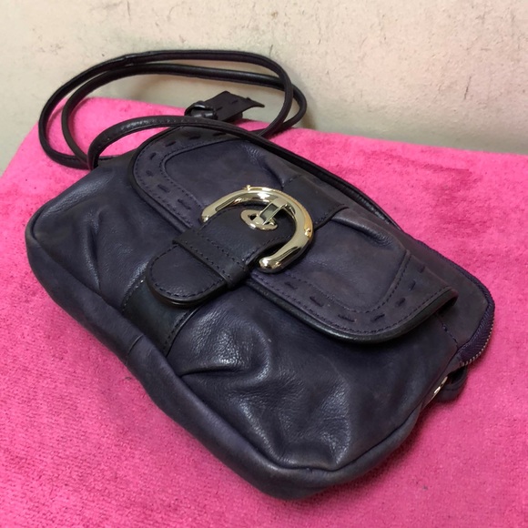 B Makowsky Crossbody Purse - Picture 4 of 6